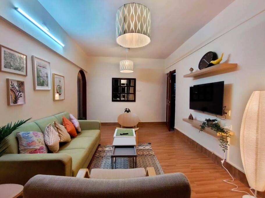 Mon Desire 5, Perry Cross Rd, Bandra West By Connekt Homes Мумбаї Екстер'єр фото